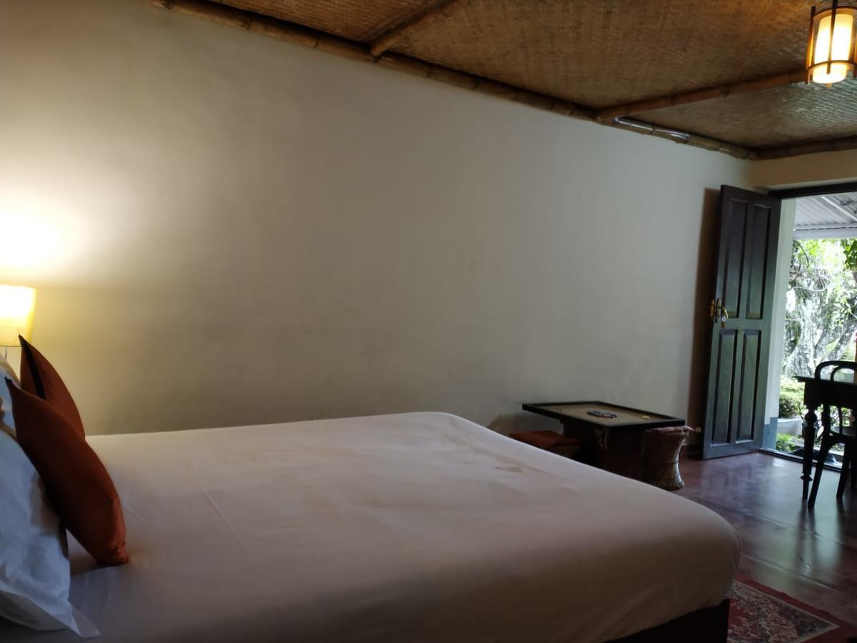 Rheinberg Town Haus Hotell Munnar Eksteriør bilde